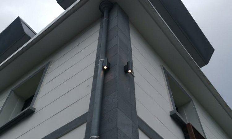 Installation de lumière extérieure et intérieure à Saint-Paul 974